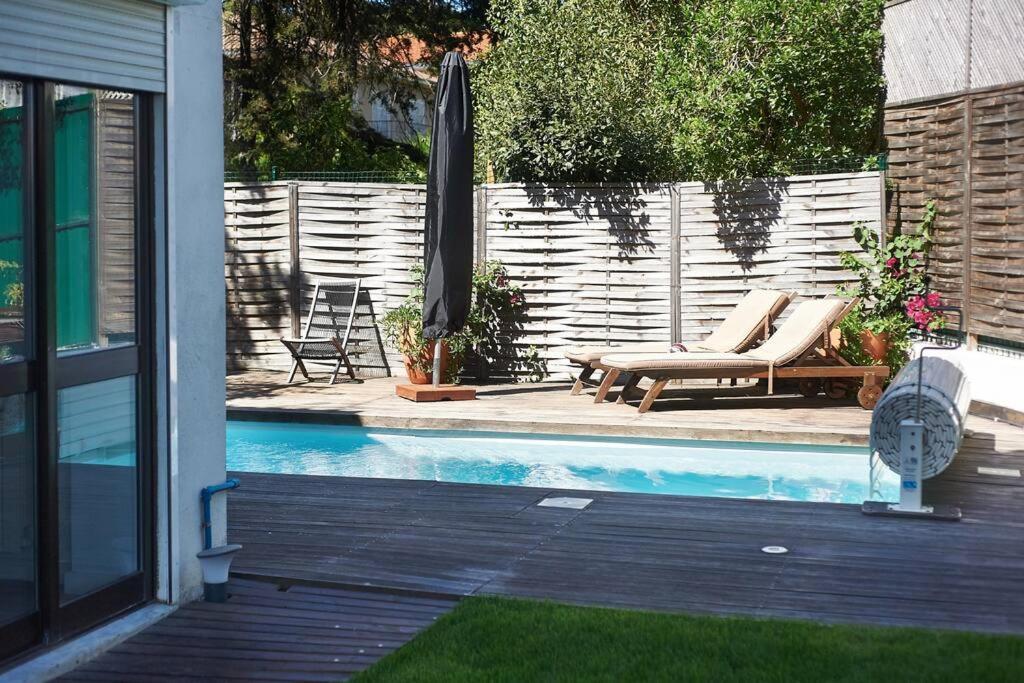 קסקאיס Central Holiday Home מראה חיצוני תמונה