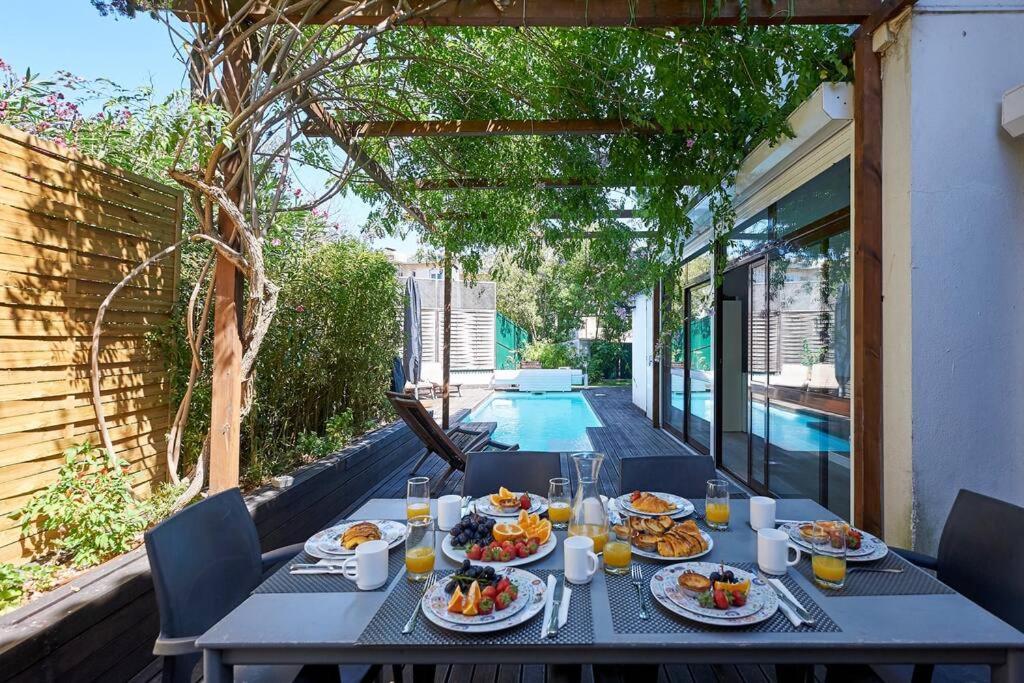קסקאיס Central Holiday Home מראה חיצוני תמונה
